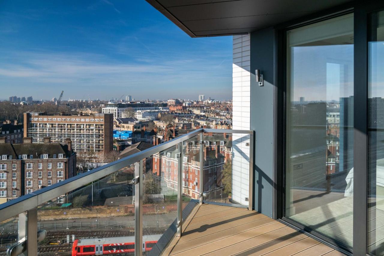 Modern Family Home Close To Victoria Station By Underthedoormat ลอนดอน ภายนอก รูปภาพ
