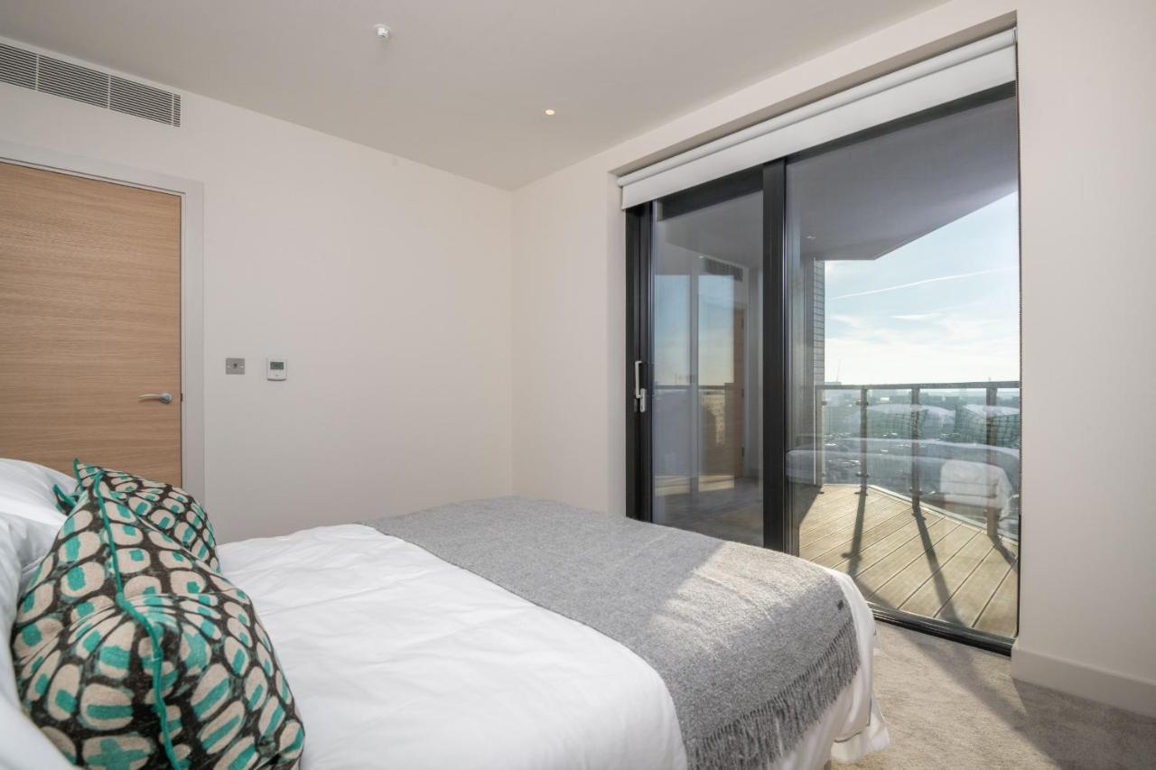 Modern Family Home Close To Victoria Station By Underthedoormat ลอนดอน ภายนอก รูปภาพ