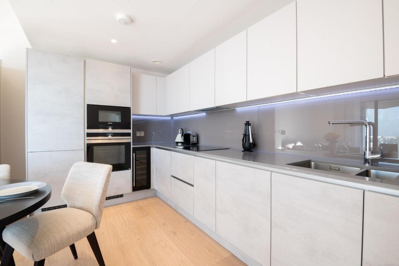 Modern Family Home Close To Victoria Station By Underthedoormat ลอนดอน ภายนอก รูปภาพ
