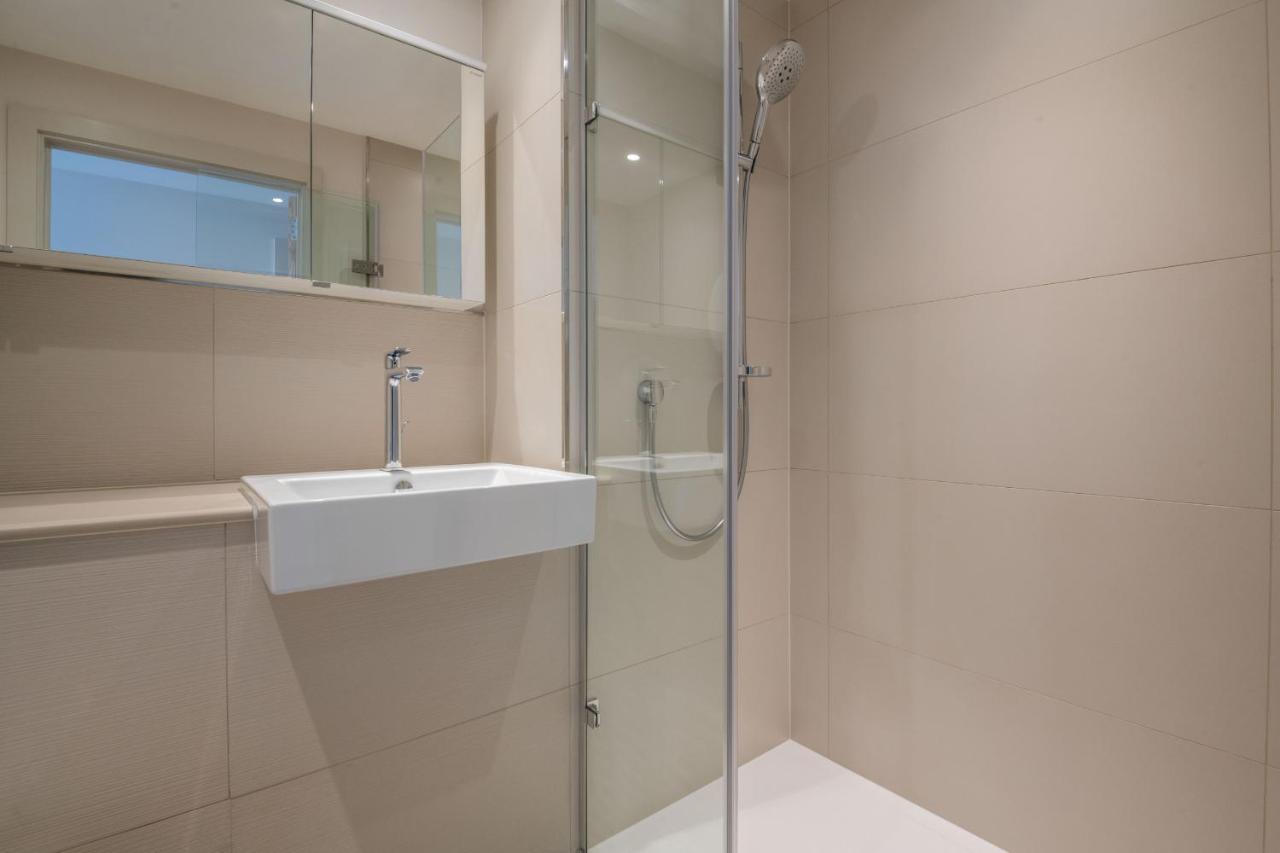 Modern Family Home Close To Victoria Station By Underthedoormat ลอนดอน ภายนอก รูปภาพ